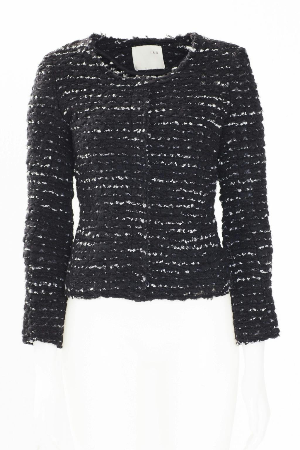 Jakke i ull/polyesterbl. fra Iro, kr 2600.